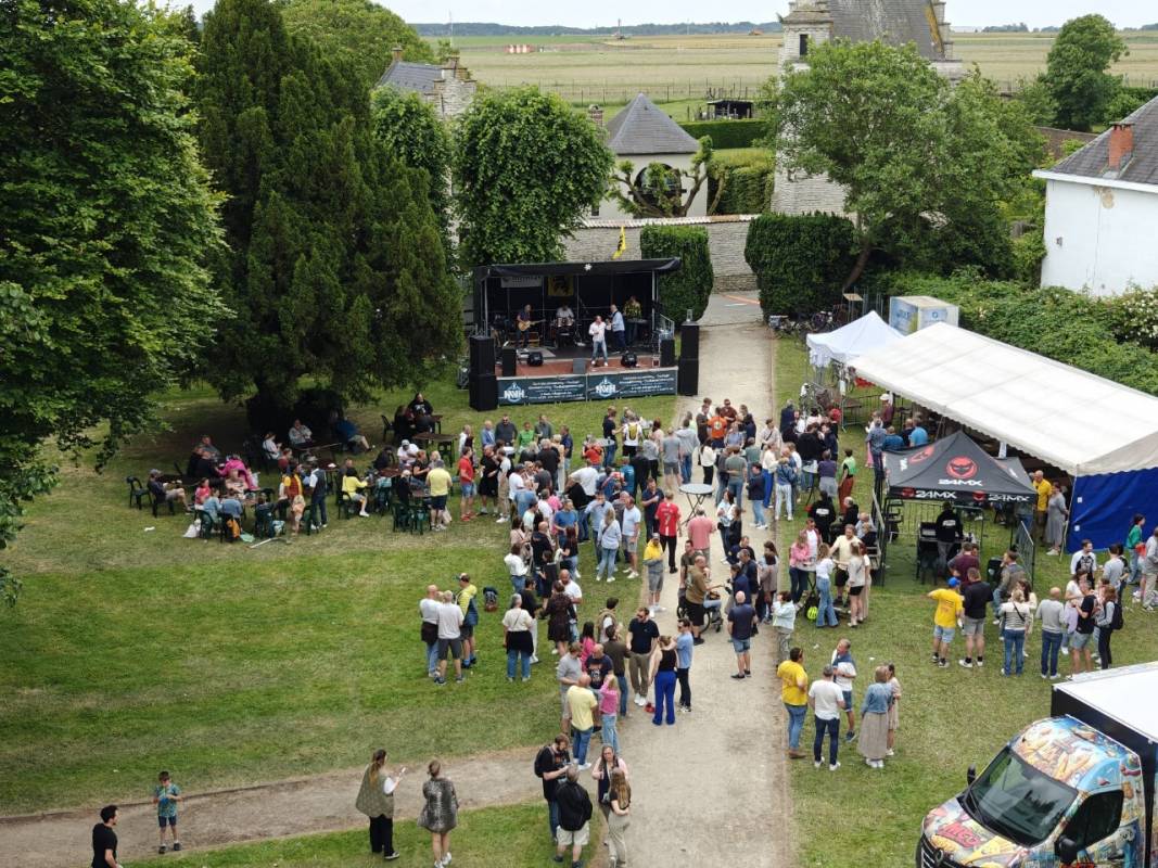 Editie 2024  12 - Reuze Rommelmarkt met Boeken-, Vinyl- en CD‑Beurs in Humelgem 